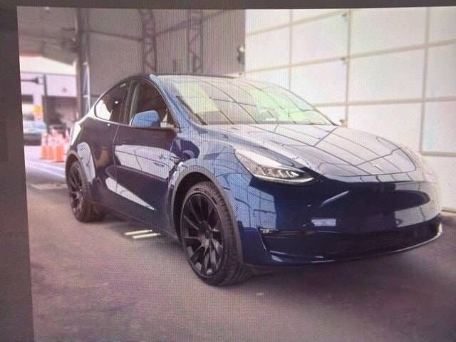 2021 TESLA Model Y
