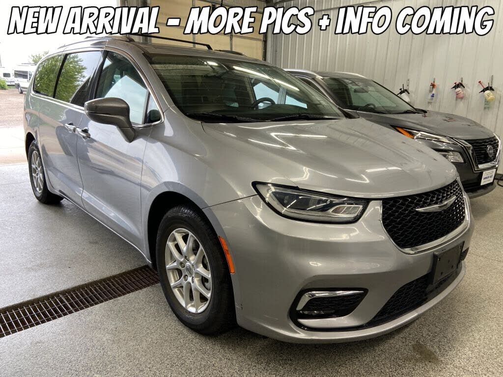 2021 CHRYSLER Pacifica