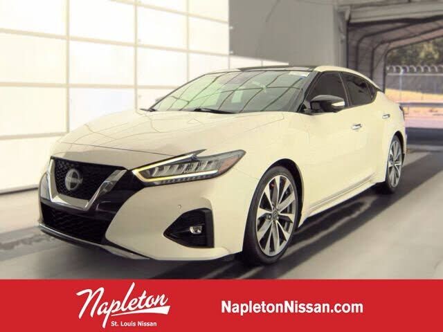 2023 NISSAN Maxima