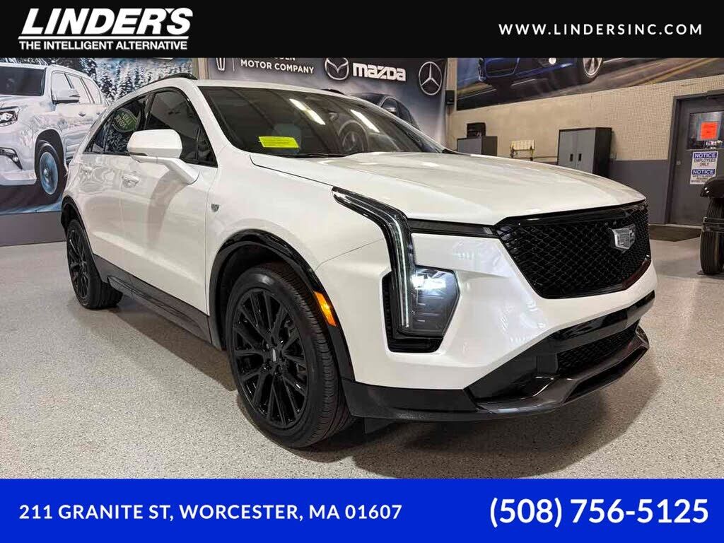 2024 CADILLAC XT4
