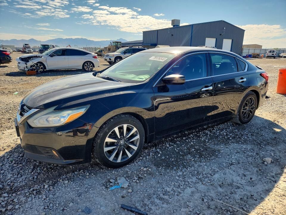2017 NISSAN Altima