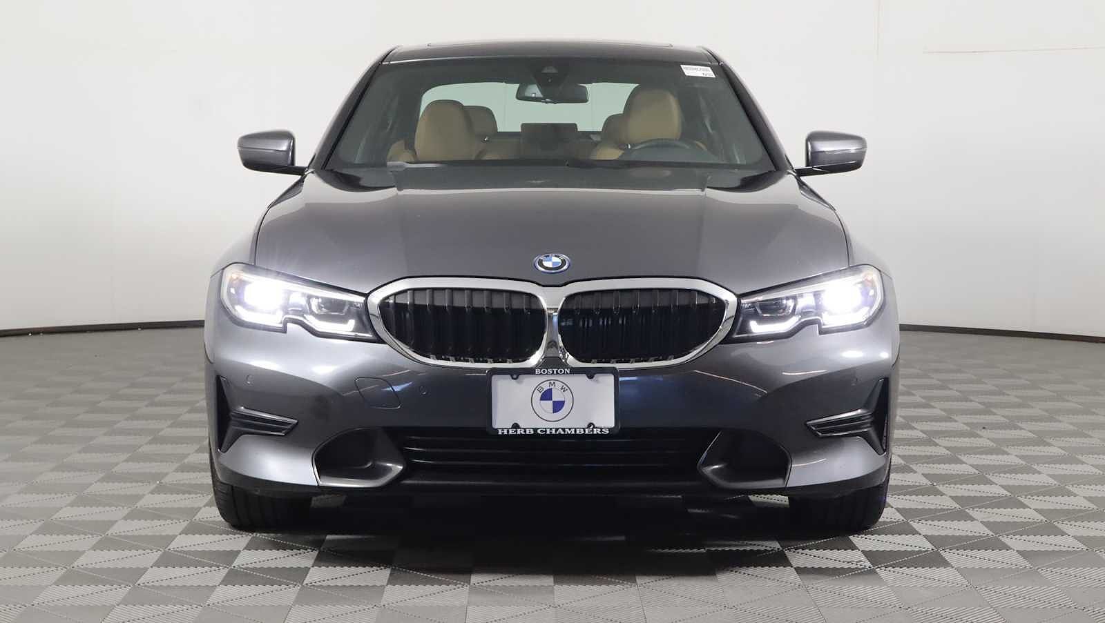 2022 BMW 330e