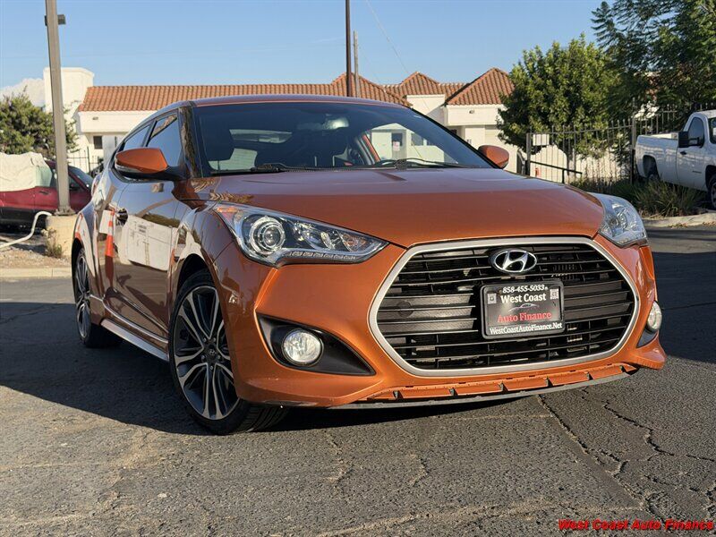 2016 HYUNDAI Veloster