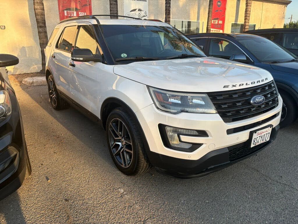 2017 FORD Explorer