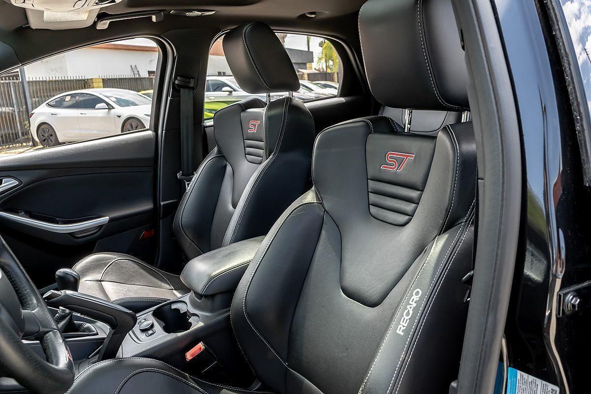2013 FORD Focus
