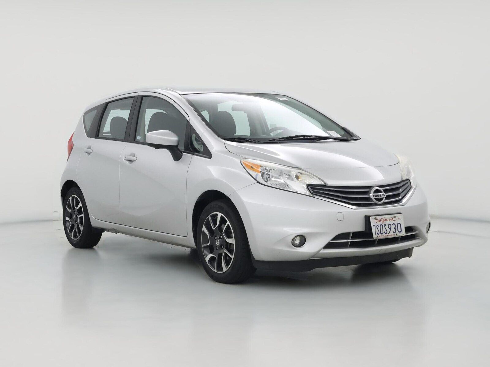 2015 NISSAN Versa