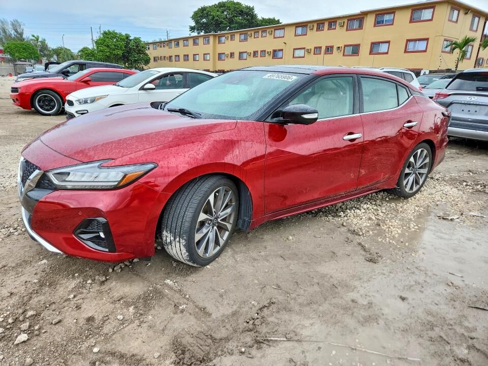 2023 NISSAN Maxima