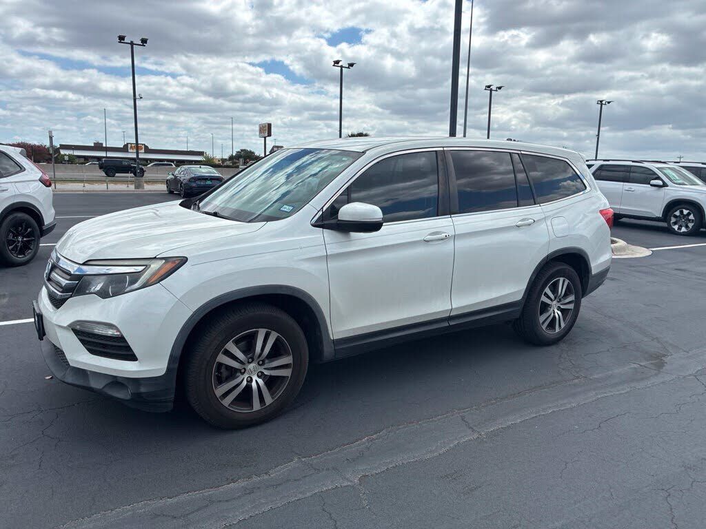 2017 HONDA Pilot