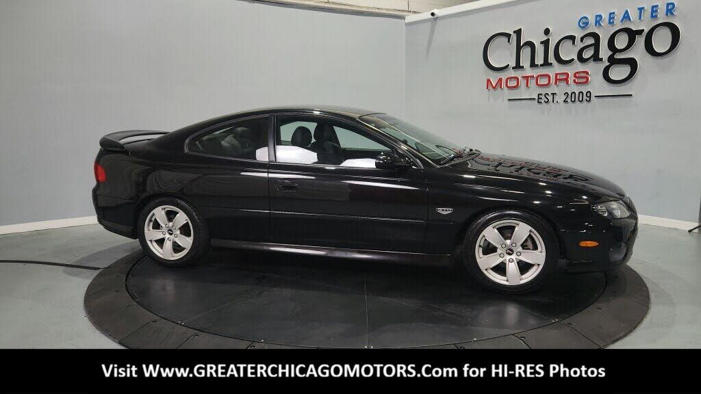 2004 PONTIAC GTO