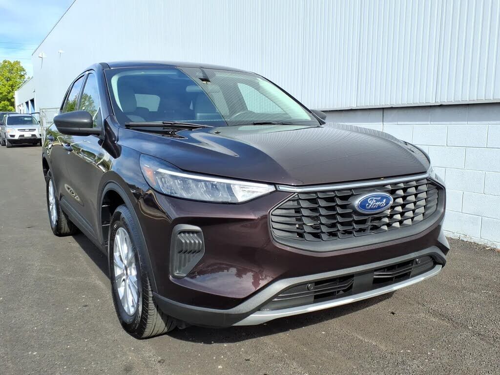 2023 FORD Escape