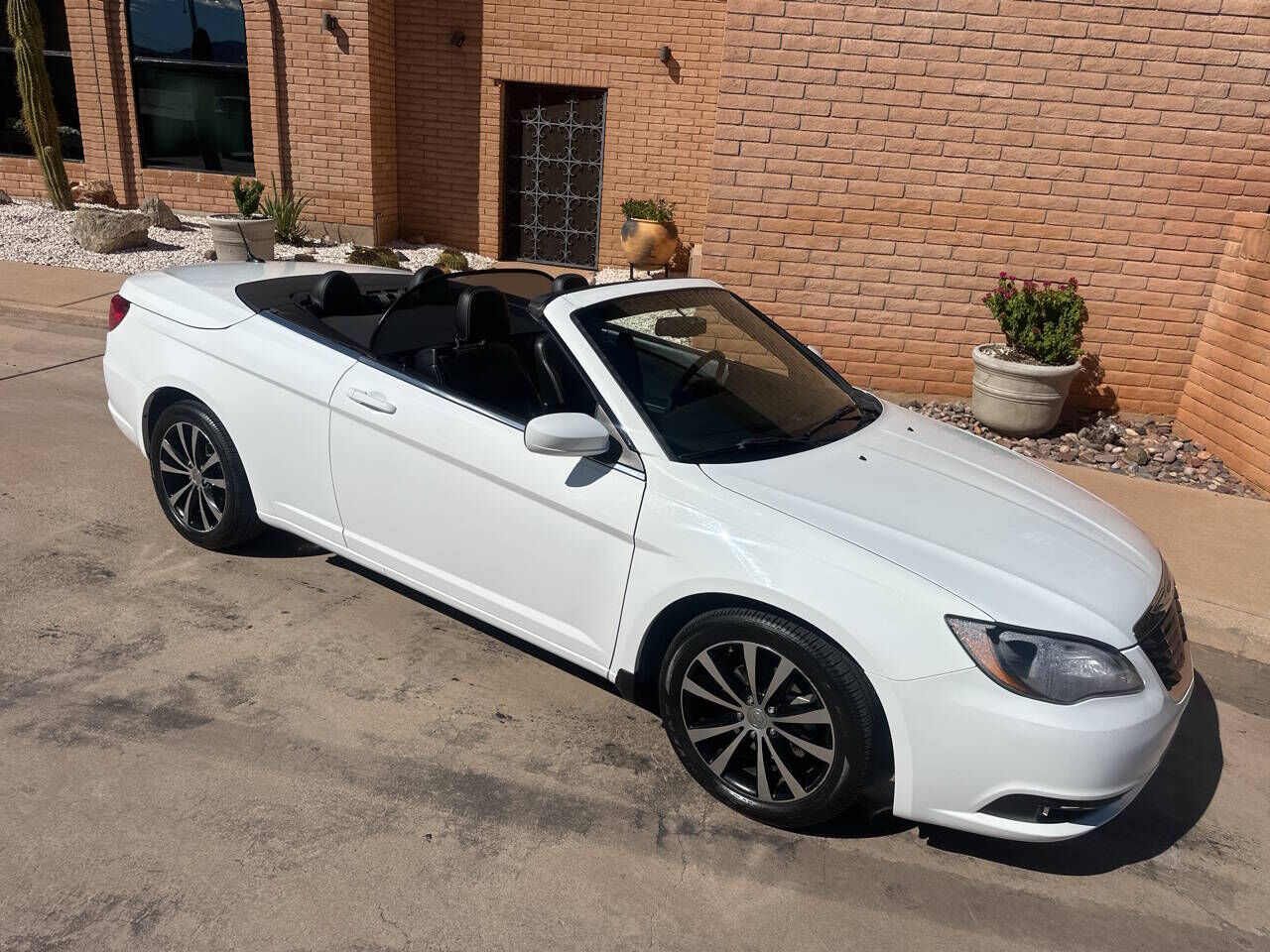 2014 CHRYSLER 200