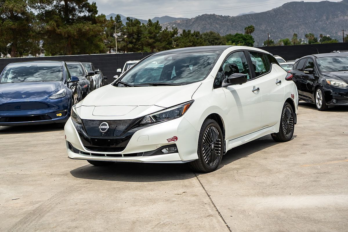 2024 NISSAN Leaf