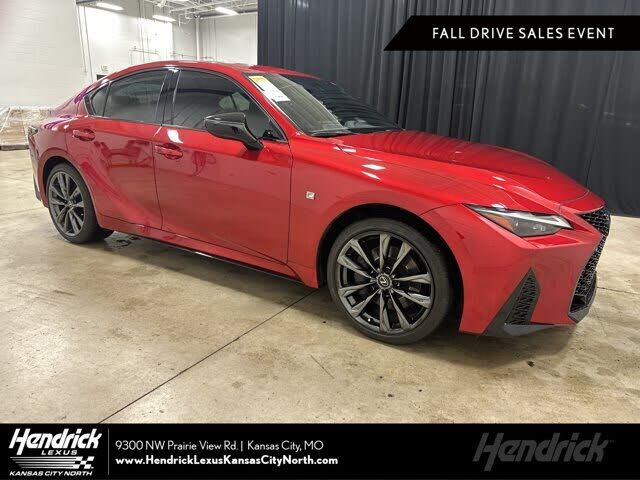 2025 LEXUS IS