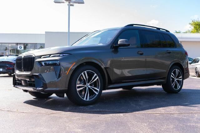 2027 BMW X7