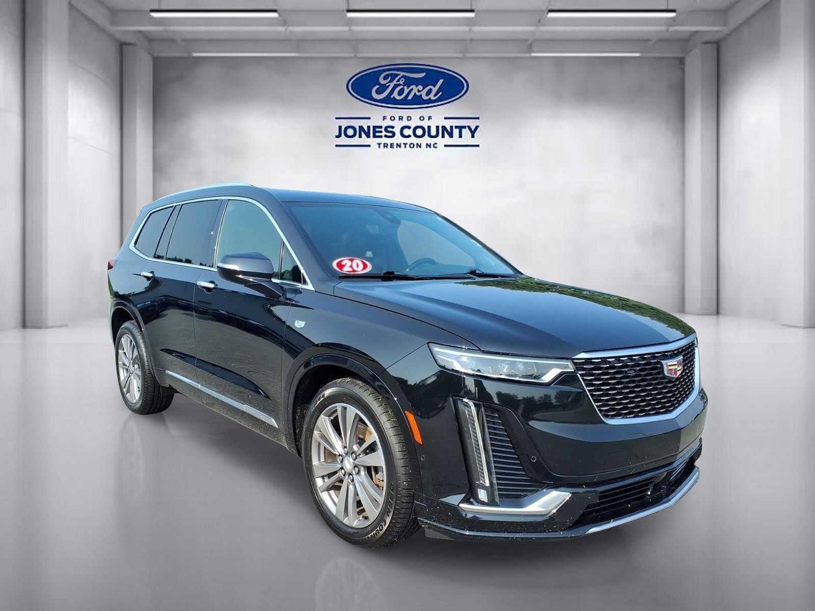 2020 CADILLAC XT6