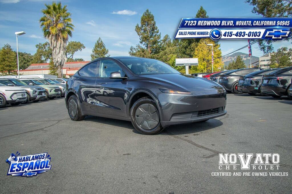 2026 TESLA Model Y