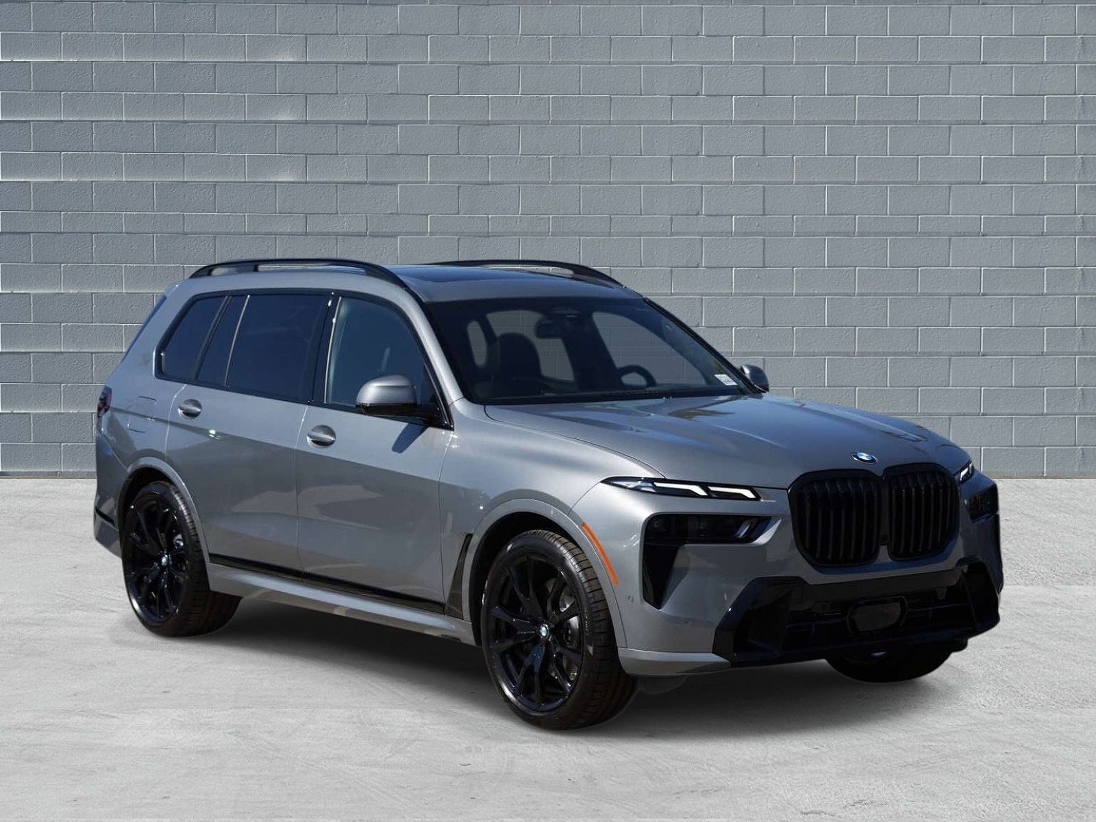 2027 BMW X7