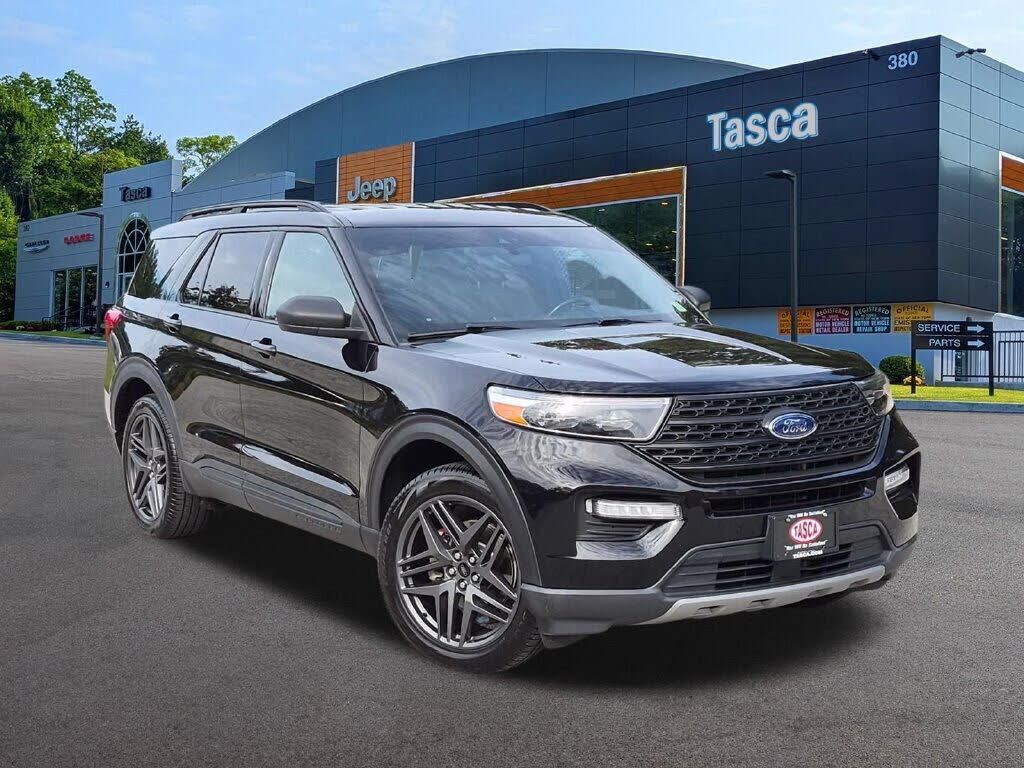 2020 FORD Explorer