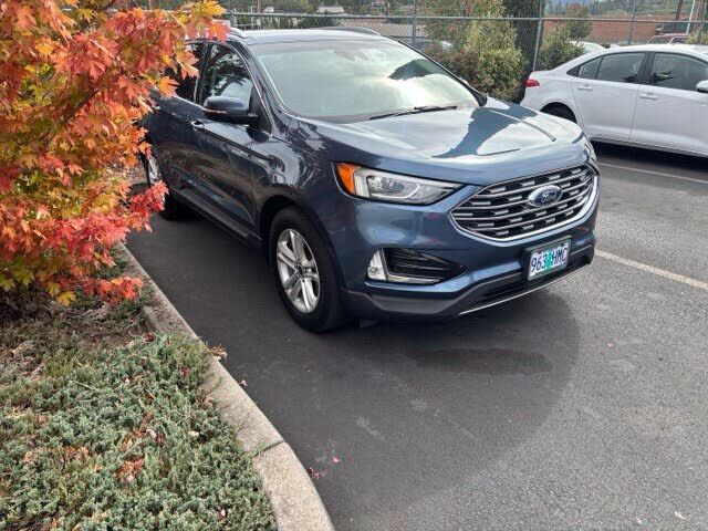 2019 FORD Edge