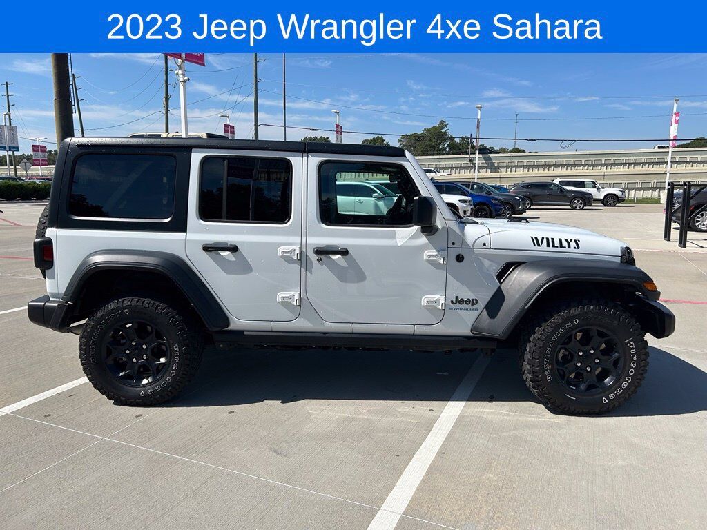 2023 JEEP Wrangler