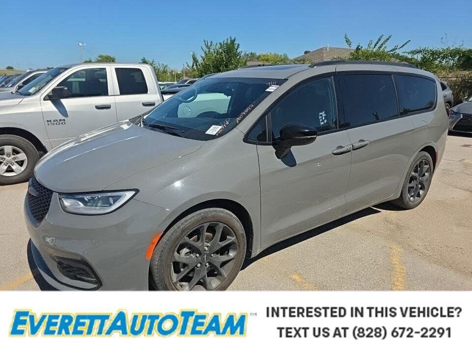 2024 CHRYSLER Pacifica
