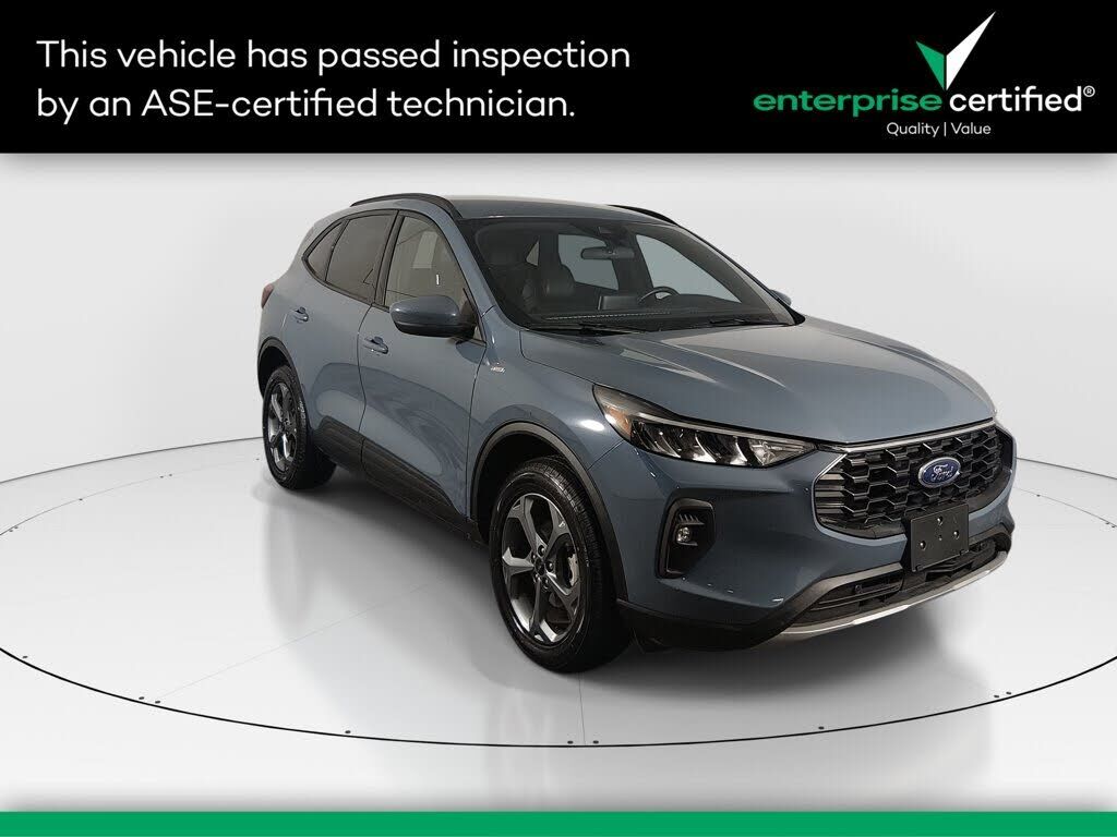 2025 FORD Escape