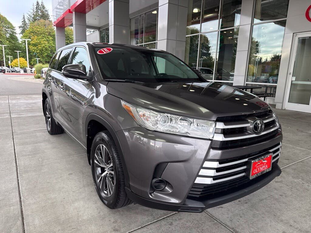 2018 TOYOTA Highlander