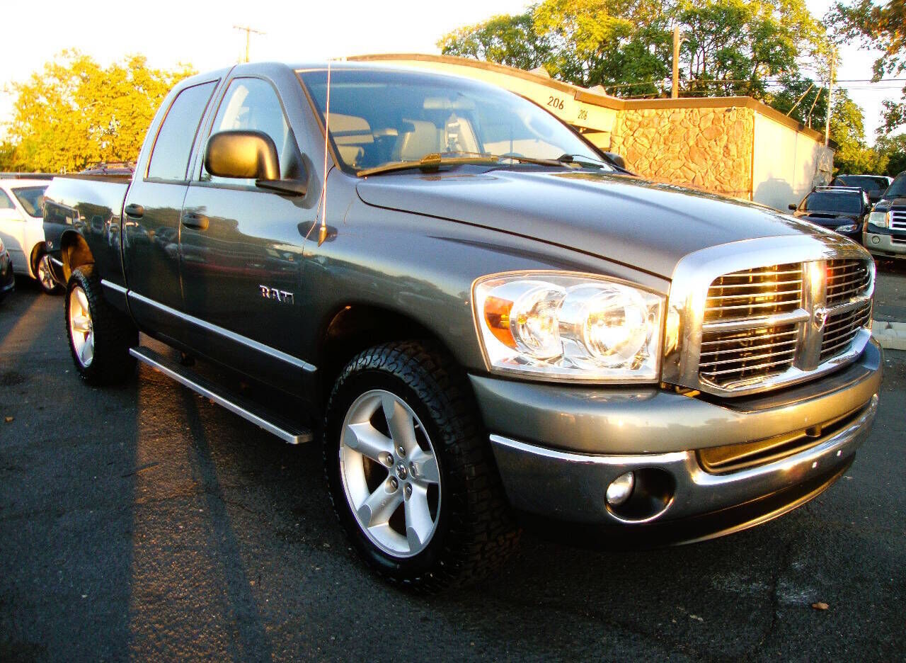2008 DODGE Ram