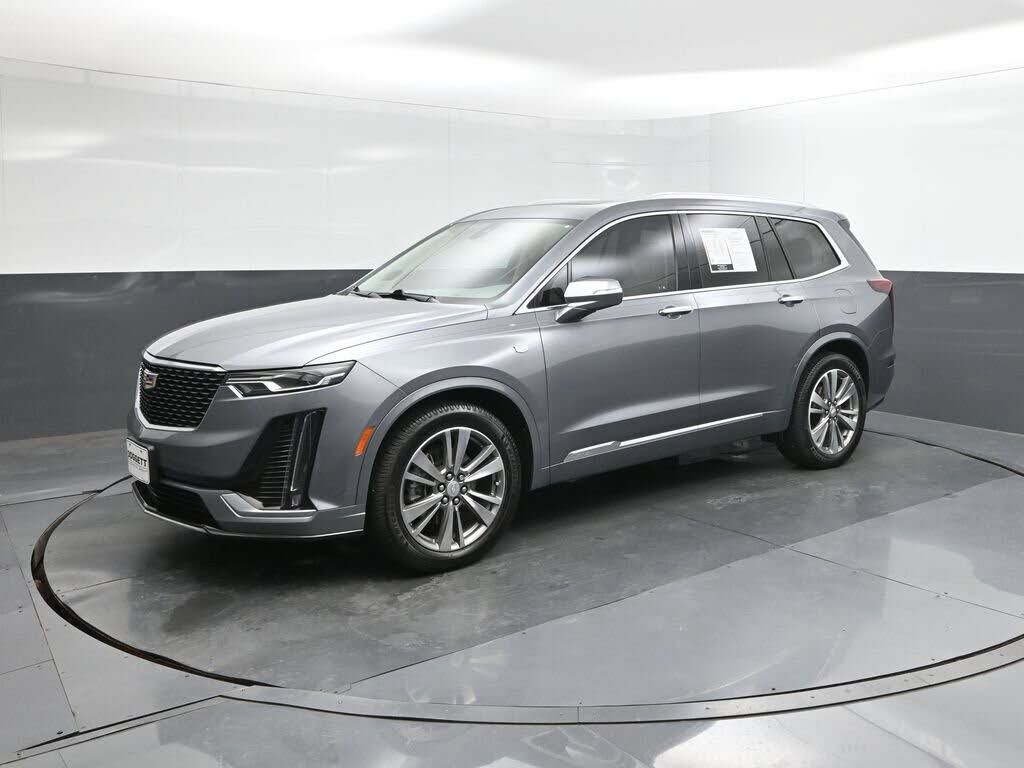 2021 CADILLAC XT6
