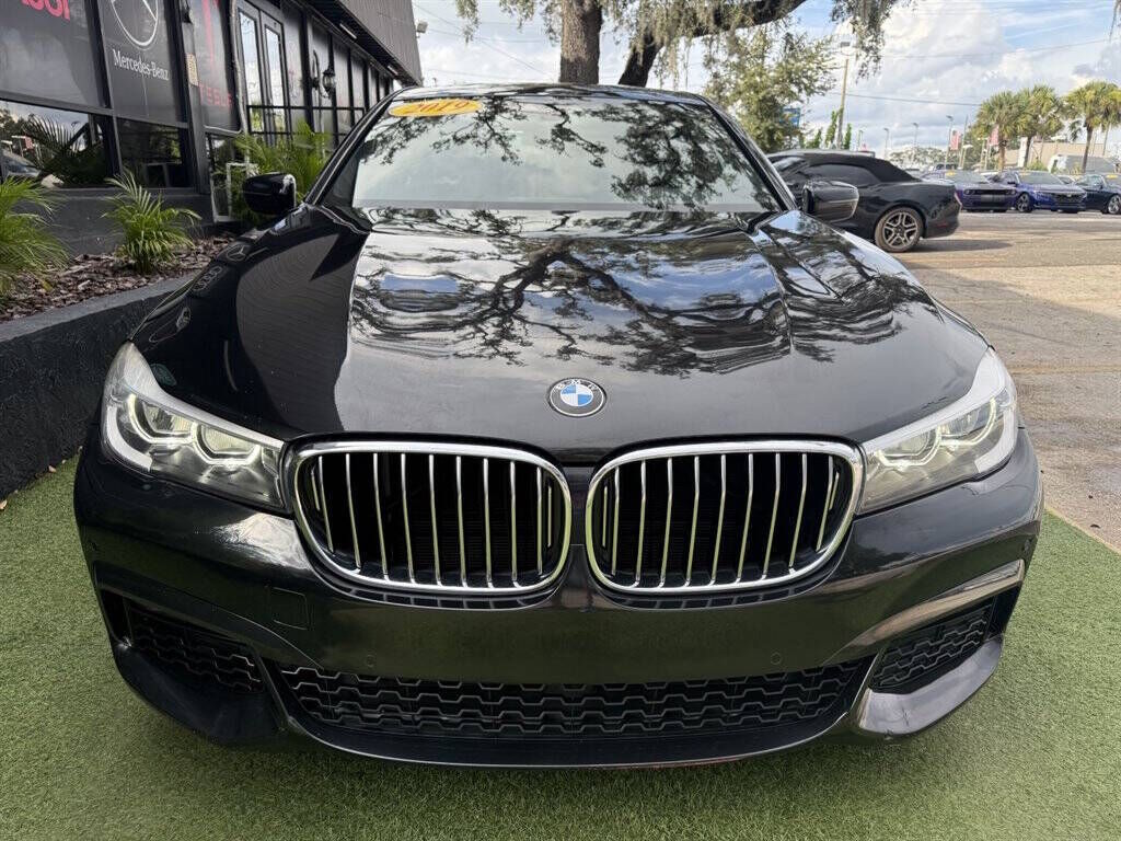 2019 BMW 740i
