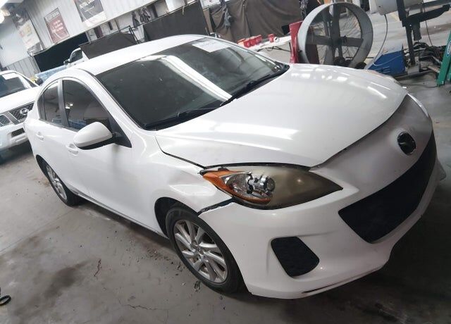2012 MAZDA Mazda3