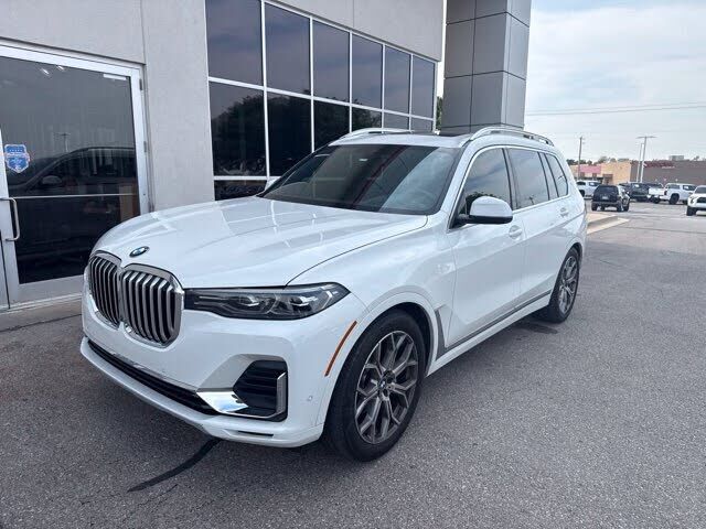 2021 BMW X7
