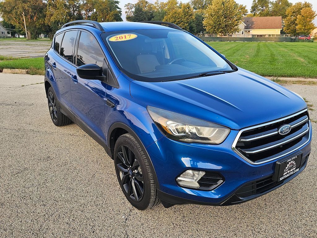 2017 FORD Escape