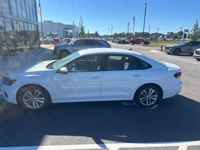 2021 VOLKSWAGEN Passat