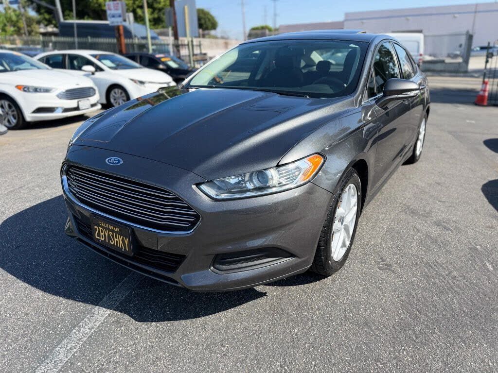 2016 FORD Fusion