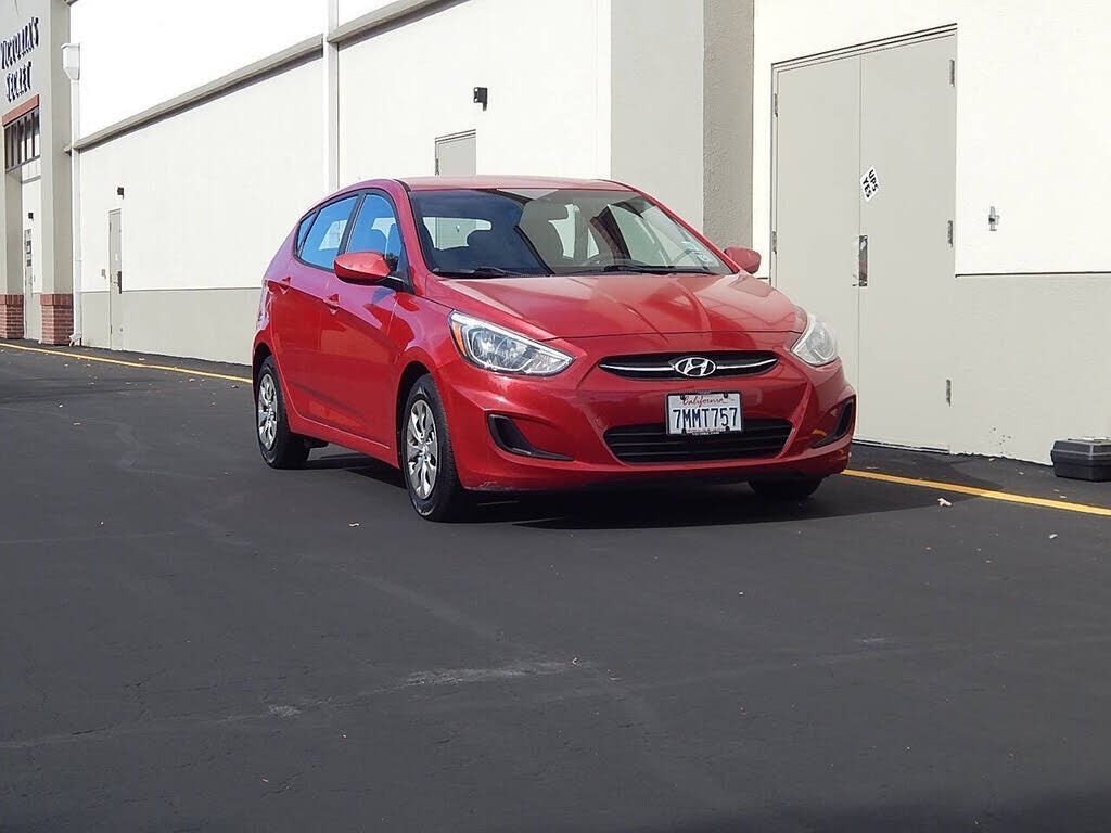 2015 HYUNDAI Accent