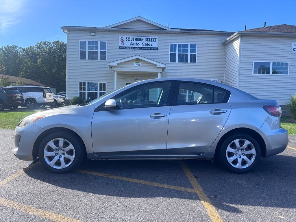 2013 MAZDA Mazda3