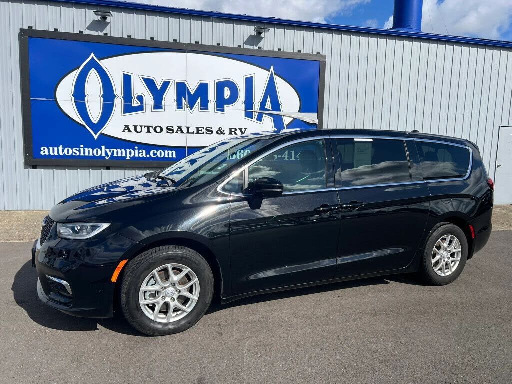 2025 CHRYSLER Pacifica