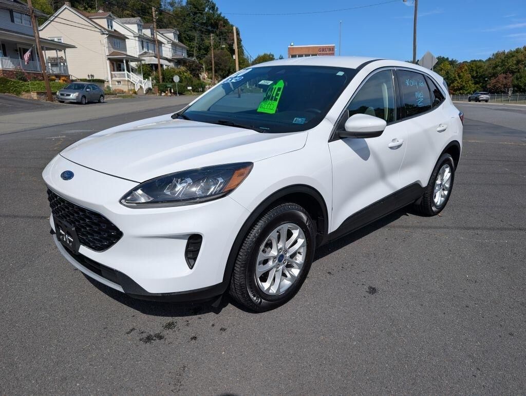2020 FORD Escape