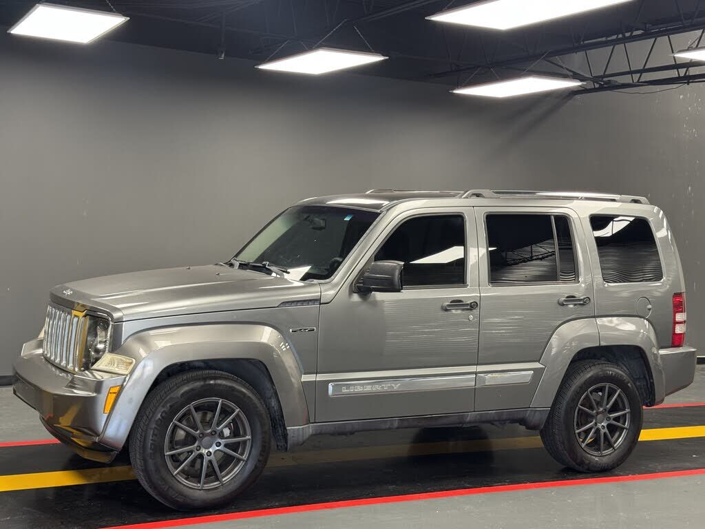 2012 JEEP Liberty