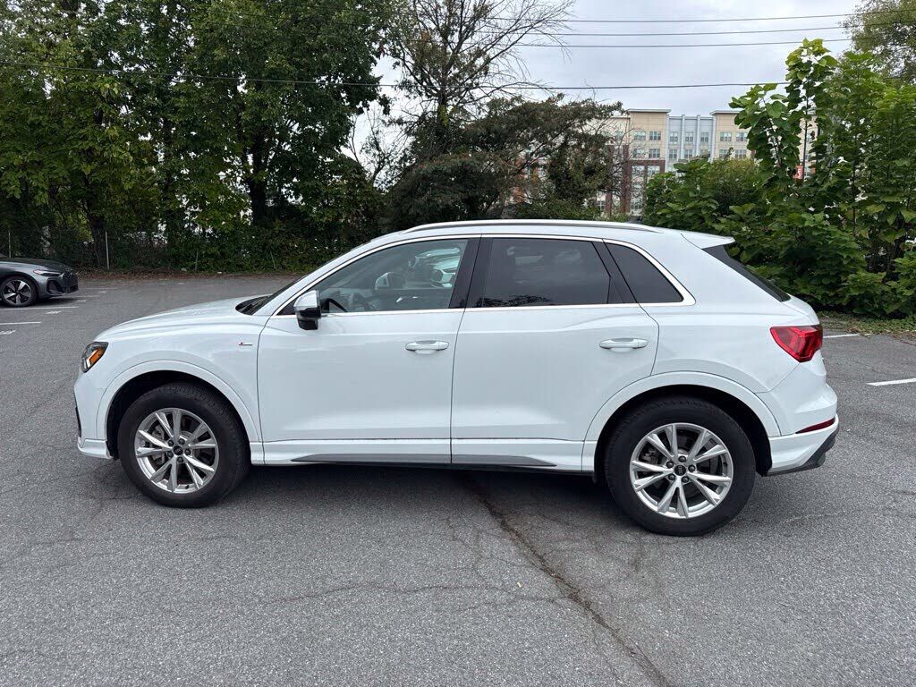2024 AUDI Q3