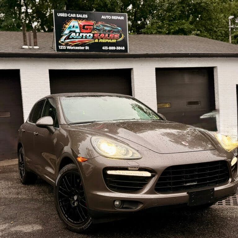 2011 PORSCHE Cayenne