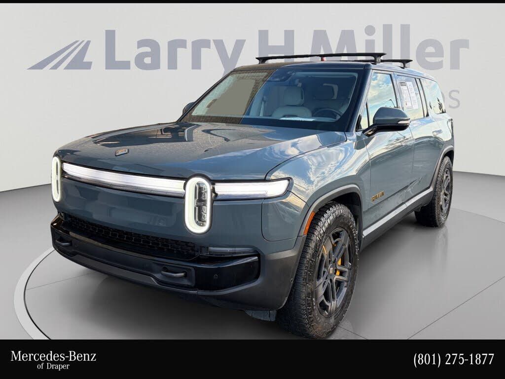 2025 RIVIAN R1S