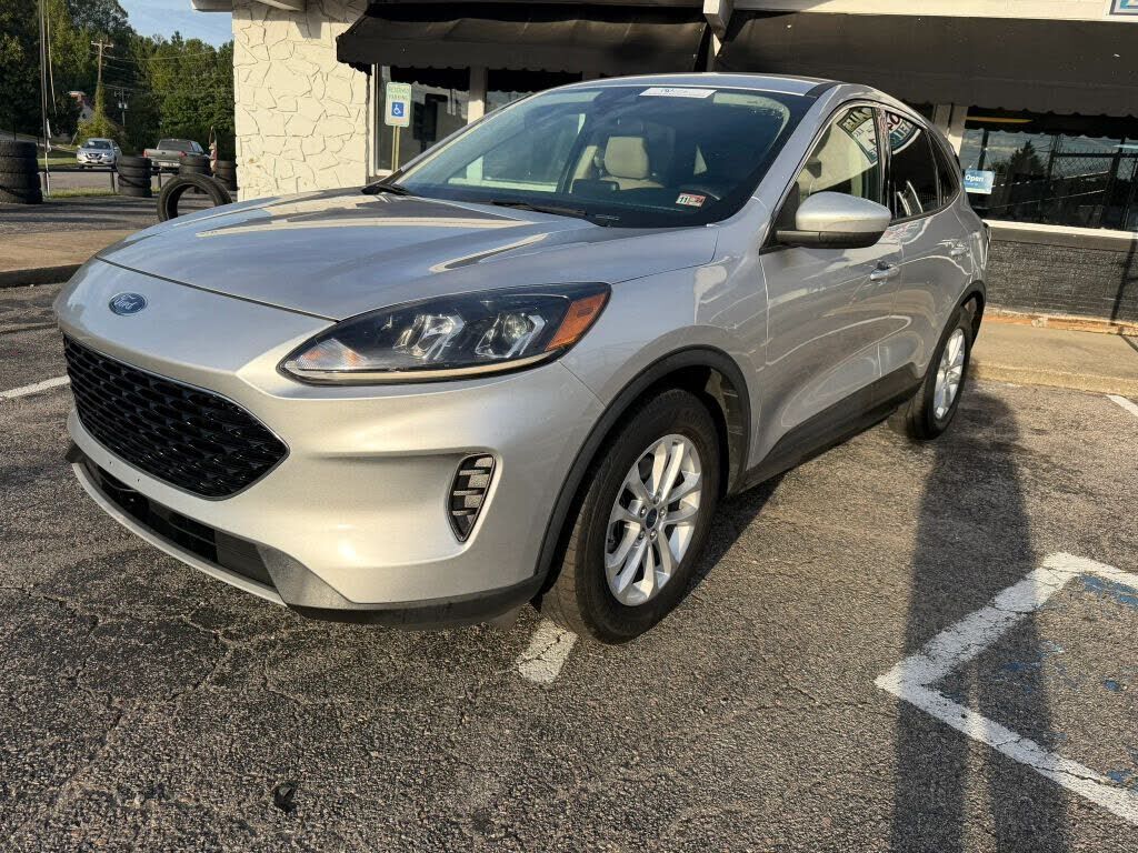 2020 FORD Escape