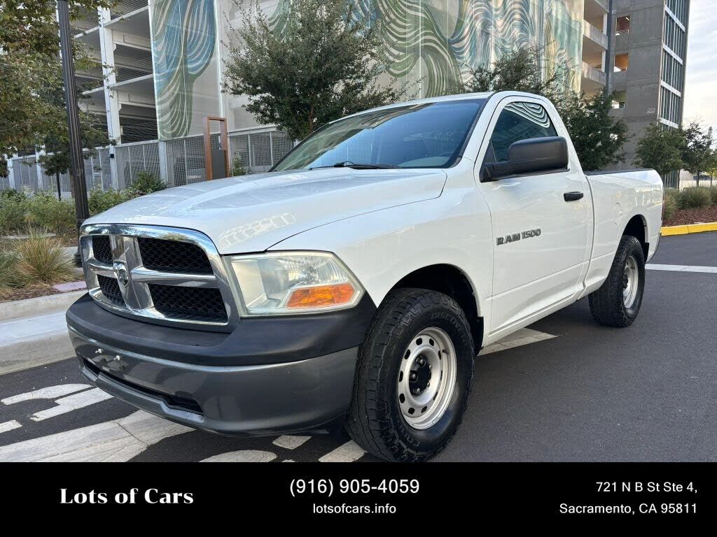 2011 DODGE Ram