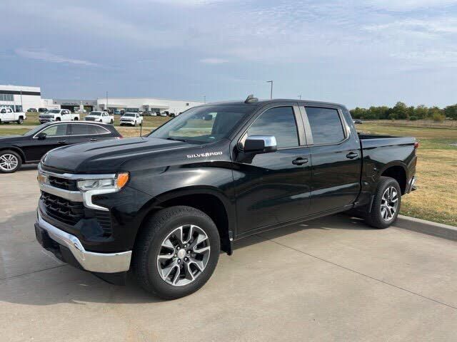 2023 CHEVROLET Silverado