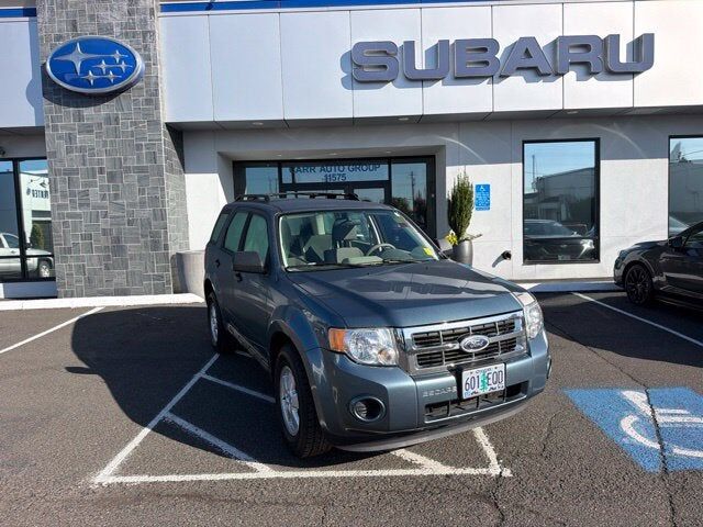 2010 FORD Escape