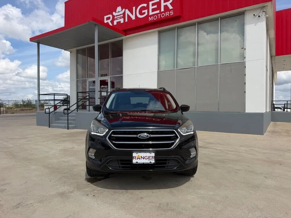 2017 FORD Escape