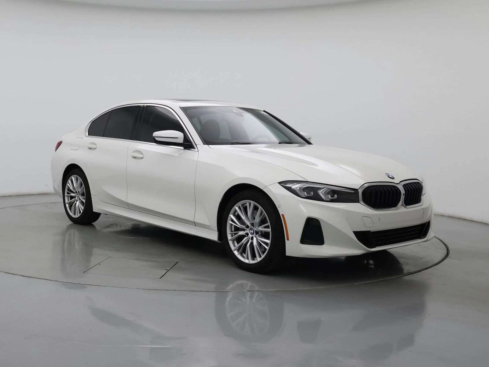 2024 BMW 330i