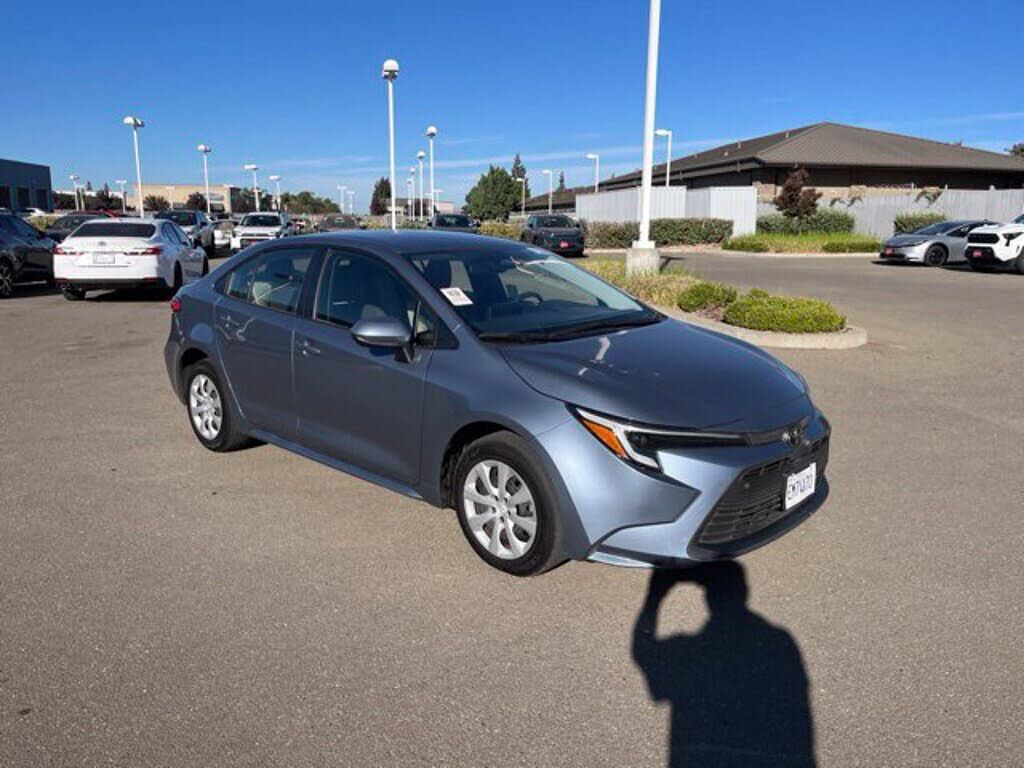 2026 TOYOTA Corolla